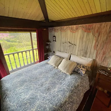 Con Encanto Rural Gijon- Villaviciosa Oda ve Kahvaltı